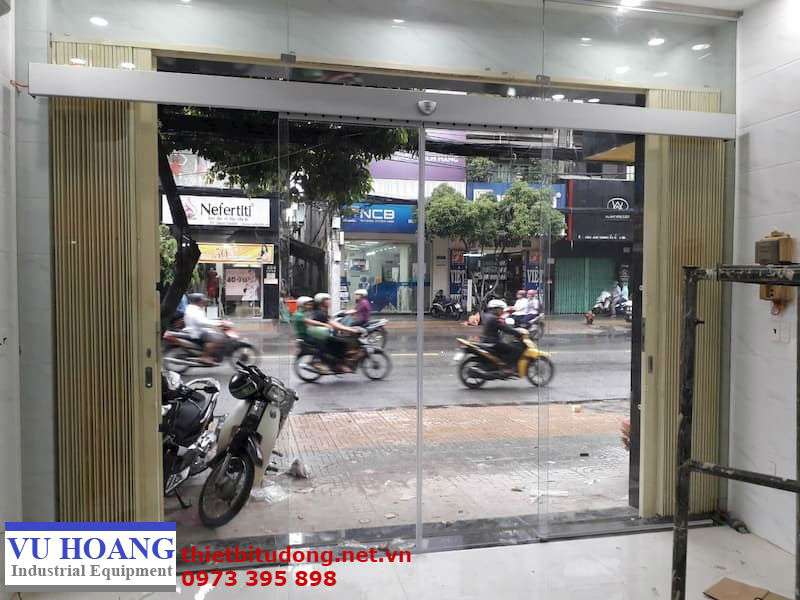 Cửa trượt tự động tại TP.HCM