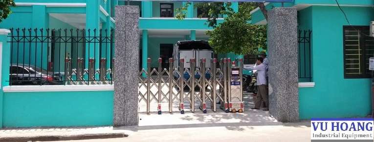 Cổng xếp inox chạy điện tại Đồng Nai