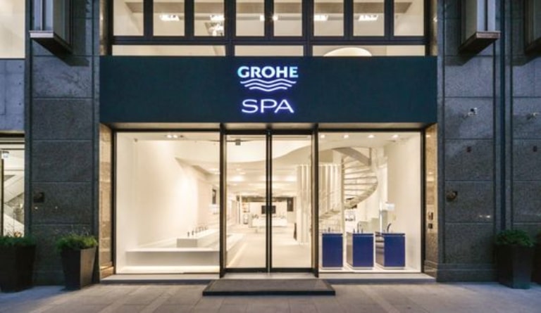 Báo Giá & Quy Trình Lắp Đặt Cửa Tự Động Kính Cường Lực Cho Spa, Thẩm Mỹ Viện Tại Bình Dương