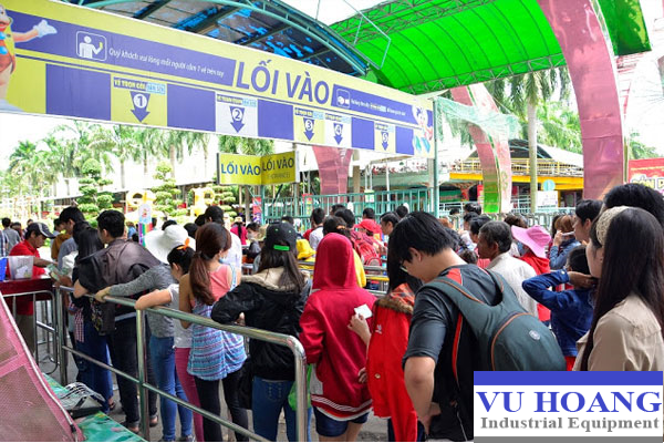 Kiểm Soát Ra Vào Khu Vui Chơi