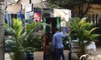 Thiết kế, lắp đặt cửa tự động nhà vệ sinh công cộng