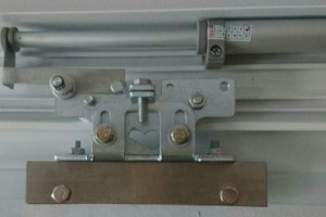 Cửa bán tự động Oryxer 45kg - 130kg