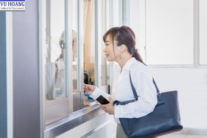 Cửa tự động nhà ga, tàu điện