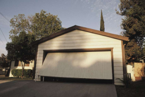 Cung cấp và lắp đặt các loại cửa nâng garage